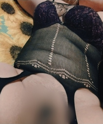 🌹 В Москве я живу уже несколько лет, и знаю все его тайны и уголки. 💋
У меня есть много возможностей, чтобы расслабиться и ублажить тебя по полной программе. Мои услуги включают классический секс, оральный секс, ролевые игры и многое другое. Ты можешь быть уверен, что со мной время проведете незабываемо. 💫
У меня есть отличные отзывы от моих клиентов, которые говорят о моей профессиональности и внимательности к деталям. 🌟 Доверься моим мягким рукам и я прокачаю тебя до самого небесного наслаждения. 🌈
Фото, которые ты видишь - настоящие и полностью отражают мою сексуальность и привлекательность. Я гарантирую, что ты не останешься равнодушным. 😉 Так что не стесняйся и позвони мне, чтобы попробовать настоящую страсть Москвы вместе со мной! 💋🔥 Алиночка